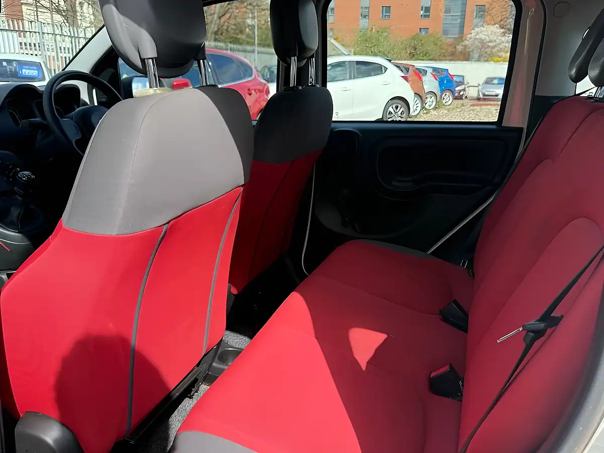 Used 2014 Fiat Panda Pop White - Interior and Exterior details 10