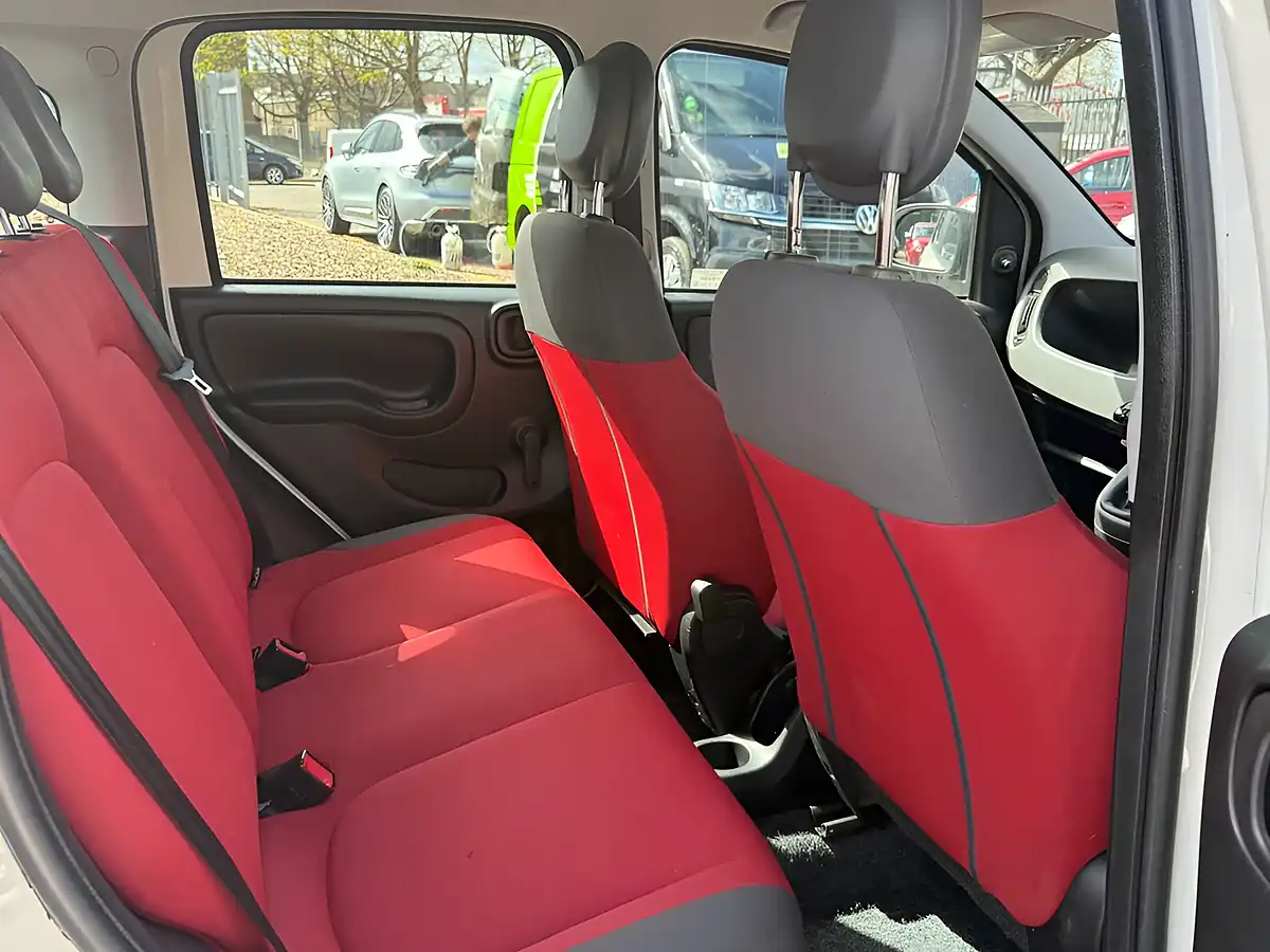 Used 2014 Fiat Panda Pop White - Interior and Exterior details 9