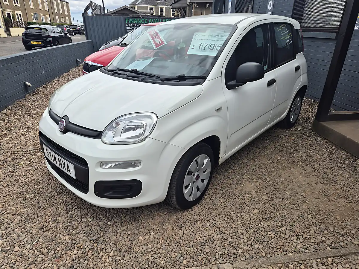 Used 2014 Fiat Panda Pop White - Interior and Exterior details 2