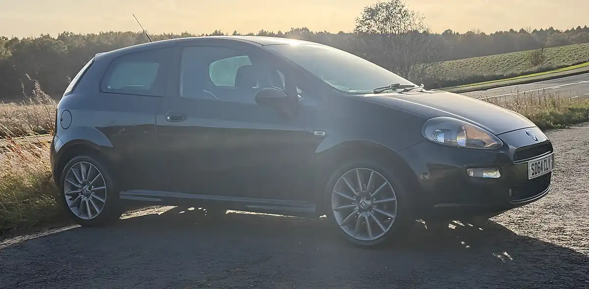 Used 2014 Fiat Punto Black 2 Black - Interior and Exterior details 2