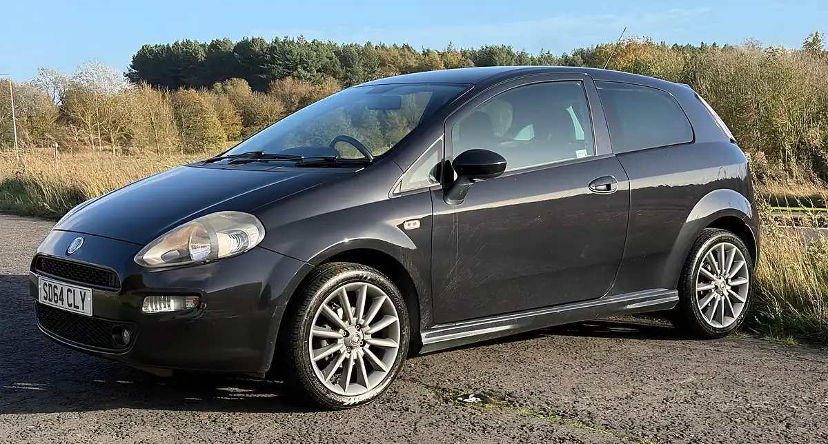 Used 2014 Fiat Punto Black 2 Black - Interior and Exterior details 4