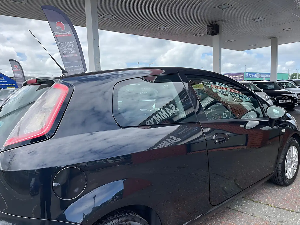 Used 2014 Fiat Punto Lounge Black - Interior and Exterior details 11