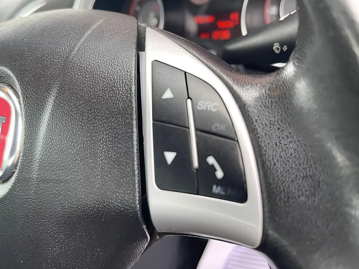 Used 2014 Fiat Punto Lounge Black - Interior and Exterior details 16