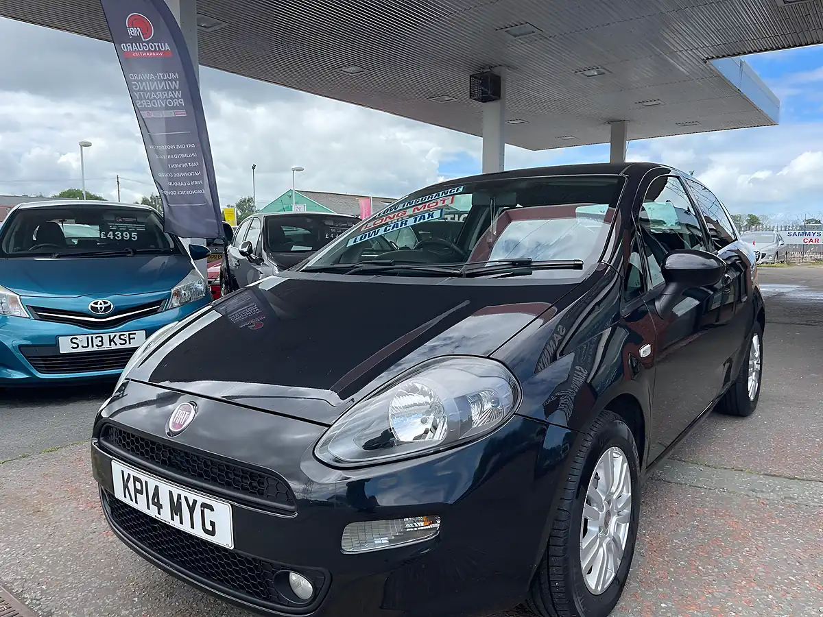Used 2014 Fiat Punto Lounge Black - Interior and Exterior details 2
