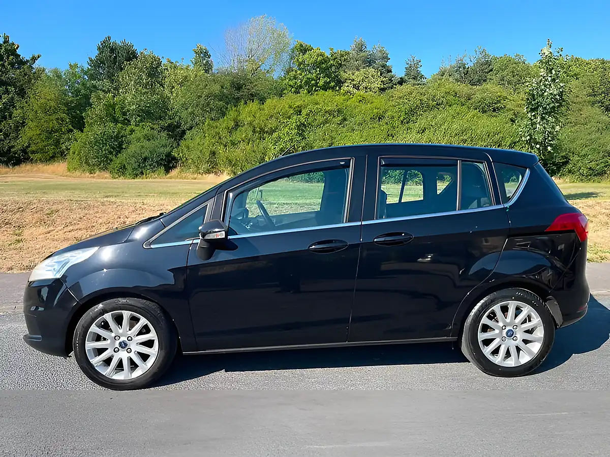 Used 2014 Ford B-Max Titanium Black - Interior and Exterior details 4