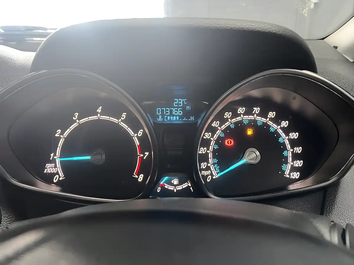 Used 2014 Ford B-Max Titanium Blue - Interior and Exterior details 15