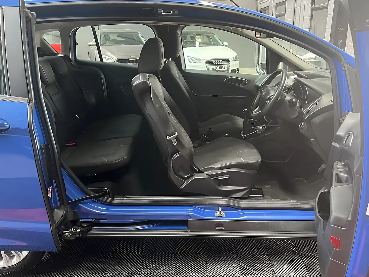 Used 2014 Ford B-Max Titanium Blue - Interior and Exterior details 8