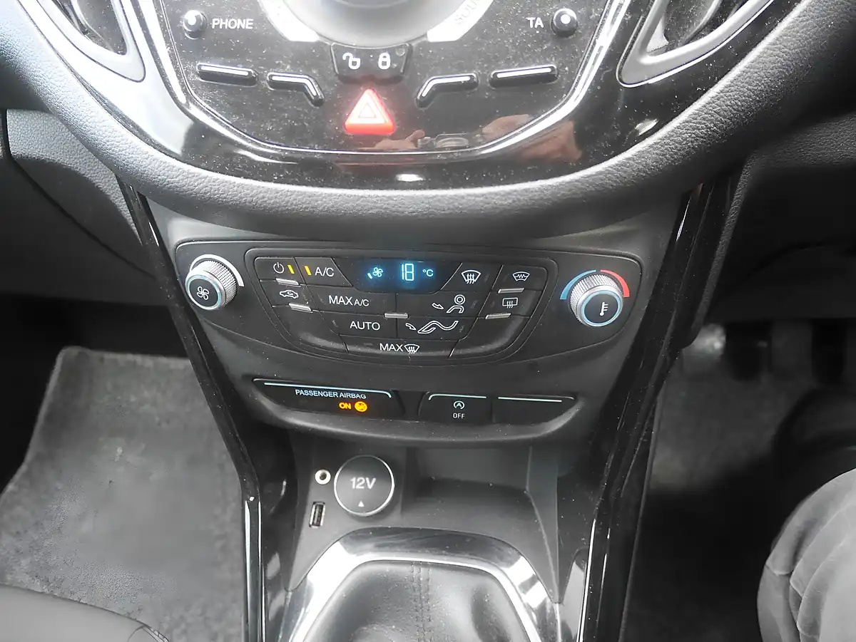 Used 2014 Ford B-Max Titanium Burnished Glow - Interior and Exterior details 15
