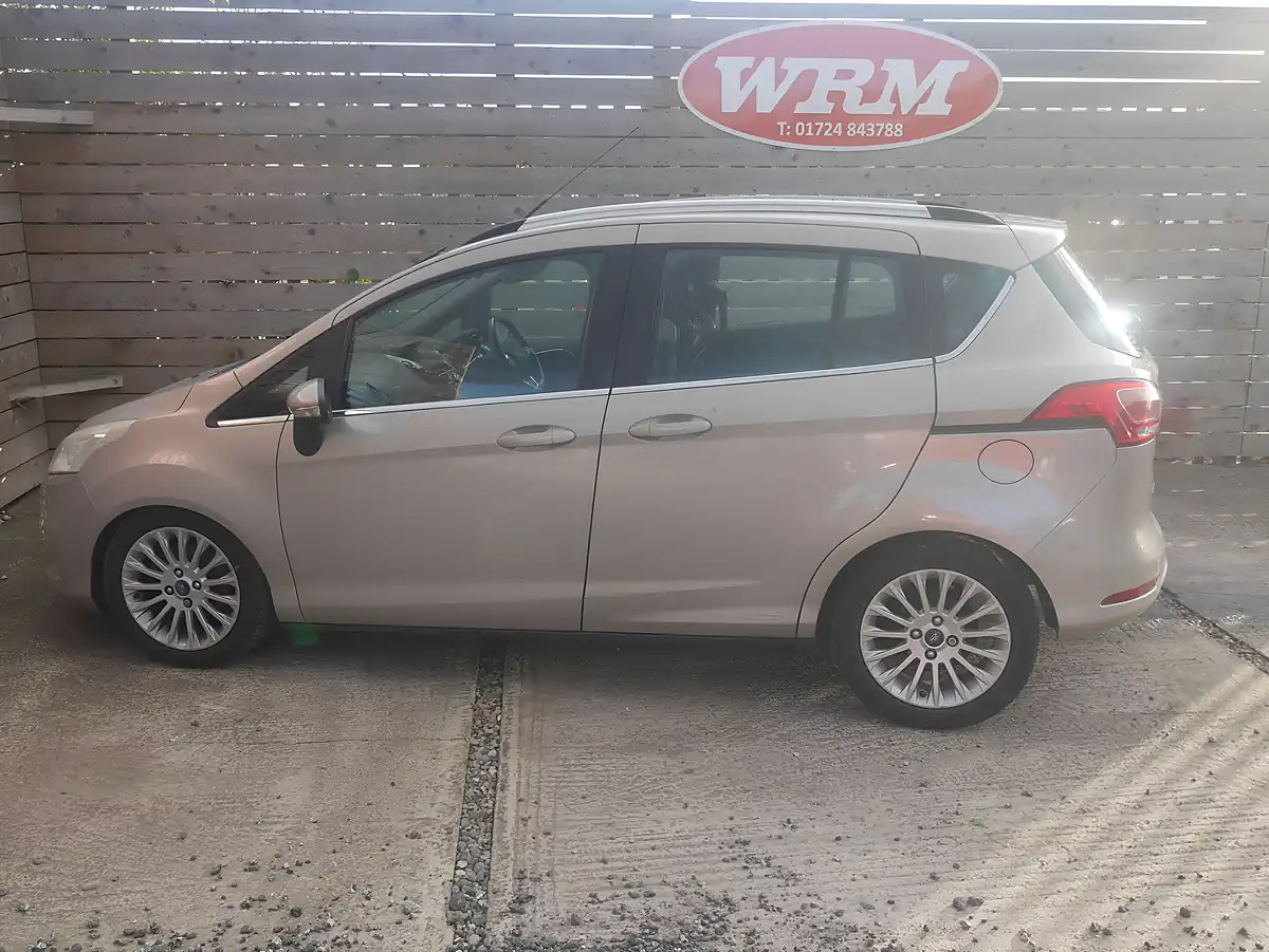 Used 2014 Ford B-Max Titanium Burnished Glow - Interior and Exterior details 5