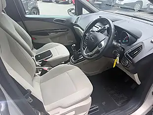 Used 2014 Ford B-Max Titanium Silver - Interior and Exterior details 16