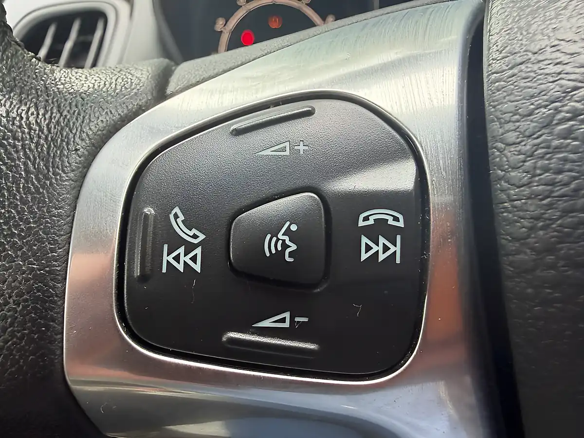 Used 2014 Ford B-Max Titanium Silver - Interior and Exterior details 20