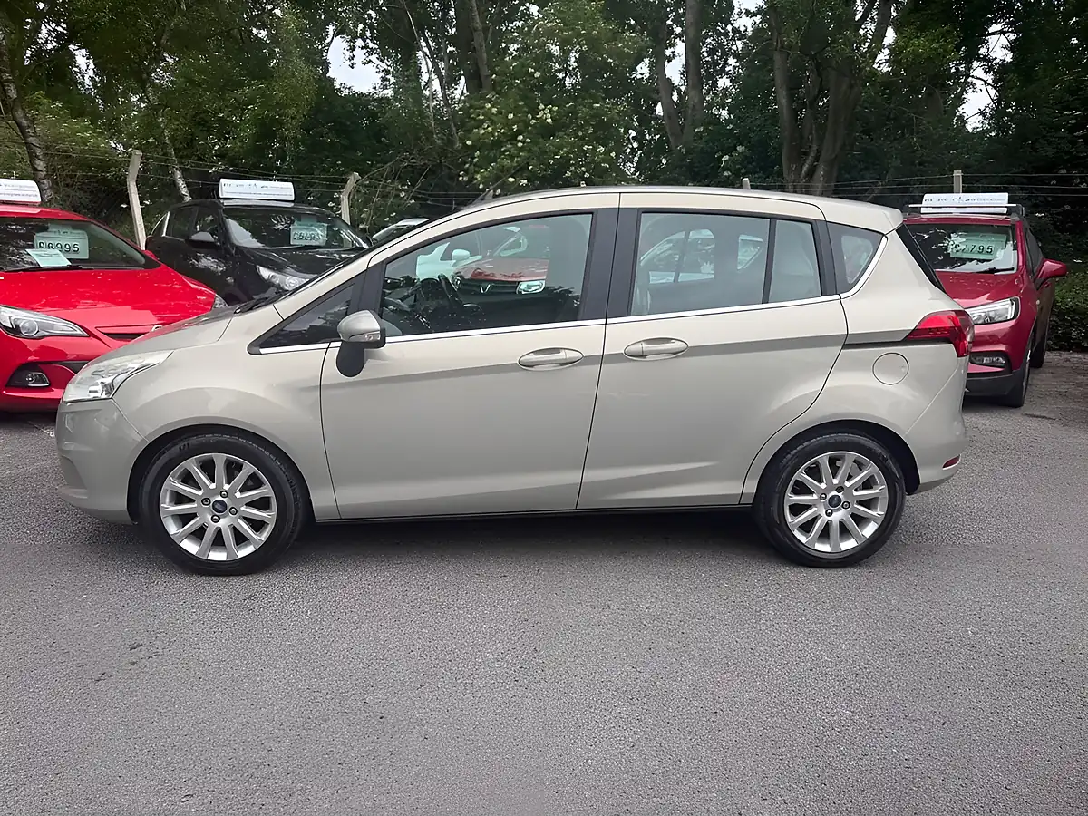 Used 2014 Ford B-Max Titanium Silver - Interior and Exterior details 4
