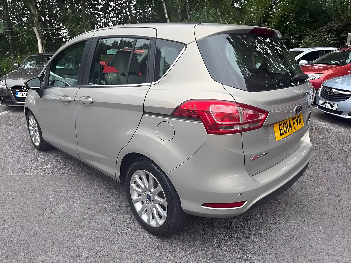 Used 2014 Ford B-Max Titanium Silver - Interior and Exterior details 5