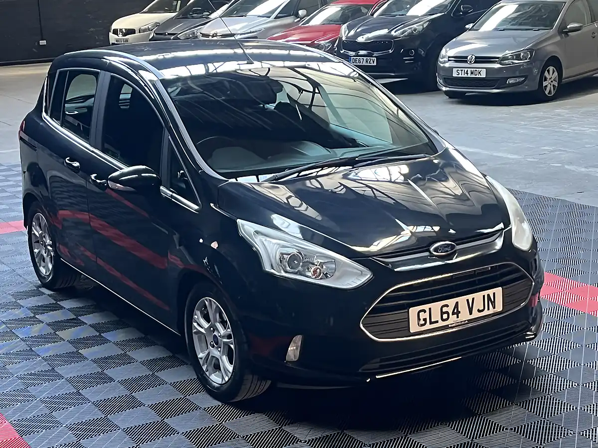 Used 2014 Ford B-Max Zetec Black - Front View