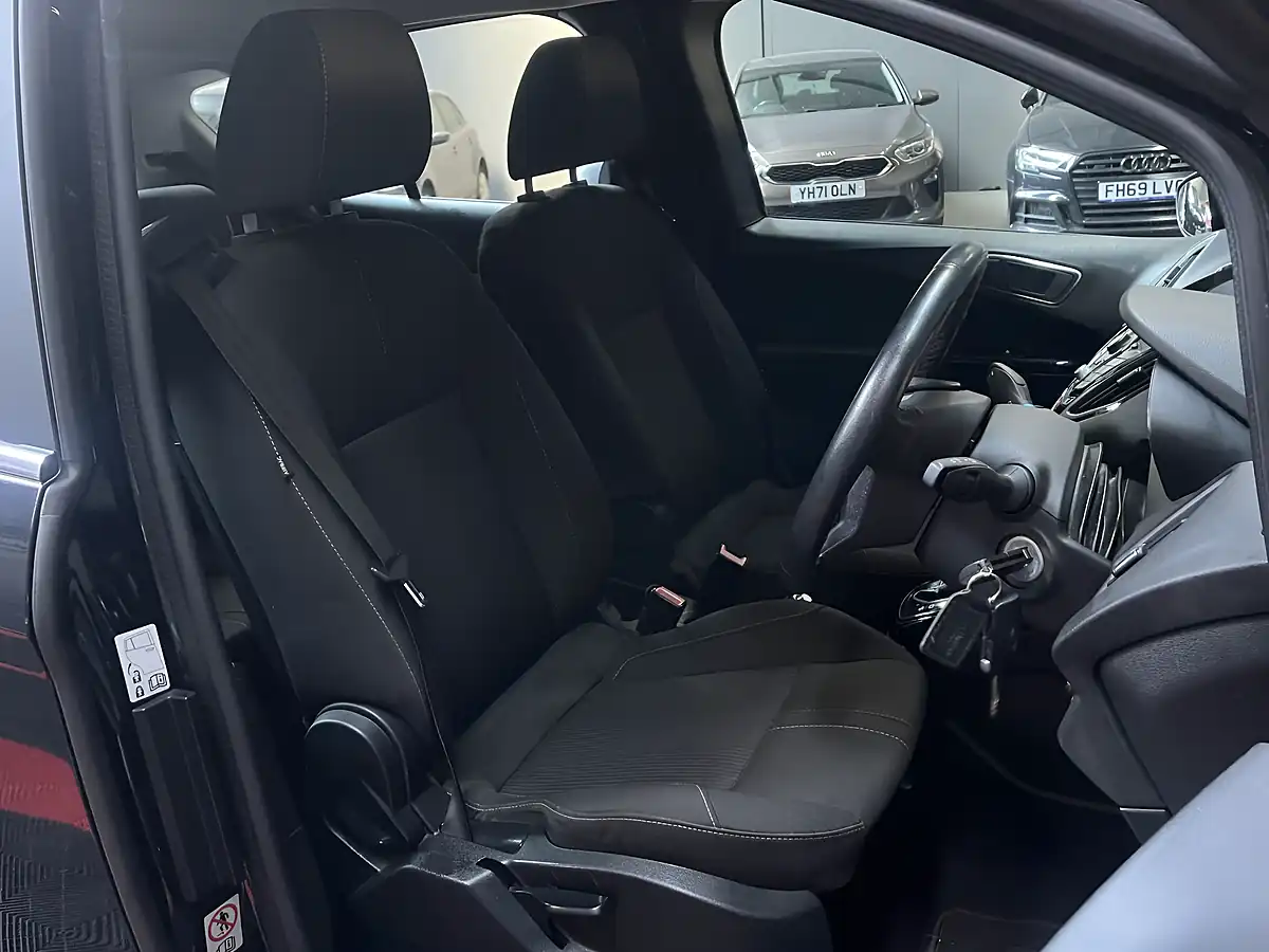 Used 2014 Ford B-Max Zetec Black - Interior and Exterior details 12