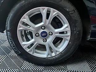 Used 2014 Ford B-Max Zetec Black - Interior and Exterior details 6