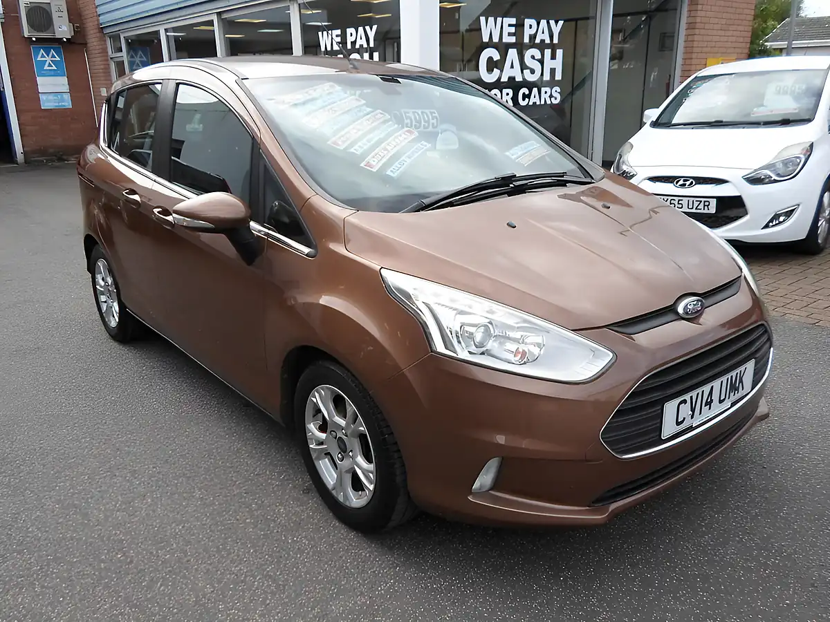 Used 2014 Ford B-Max Zetec Gold - Front View