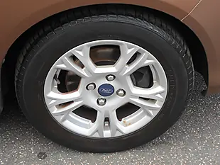 Used 2014 Ford B-Max Zetec Gold - Interior and Exterior details 10