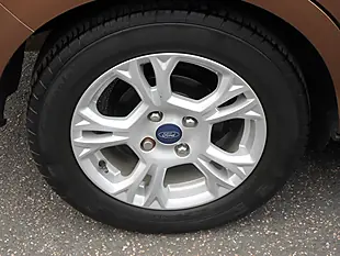 Used 2014 Ford B-Max Zetec Gold - Interior and Exterior details 11