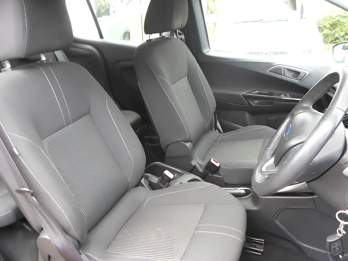 Used 2014 Ford B-Max Zetec Gold - Interior and Exterior details 5