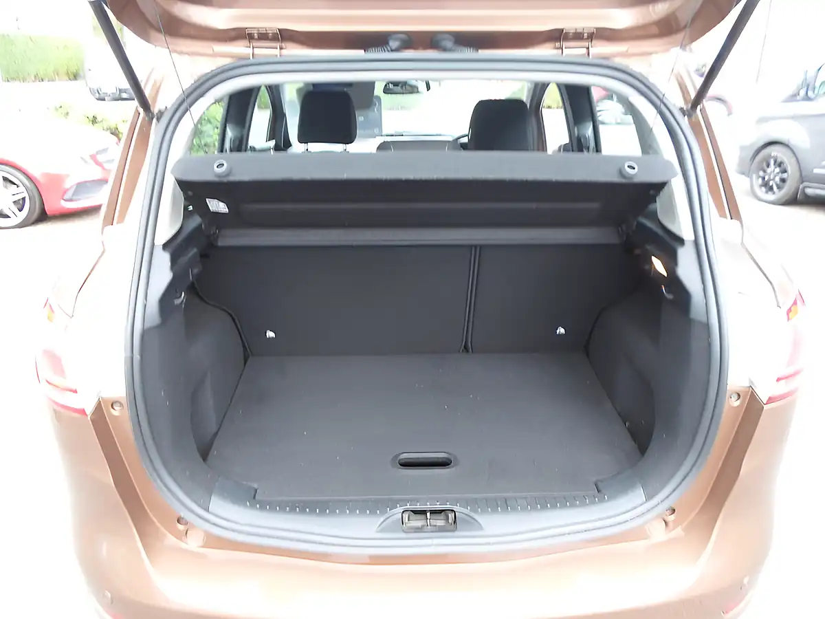 Used 2014 Ford B-Max Zetec Gold - Interior and Exterior details 9