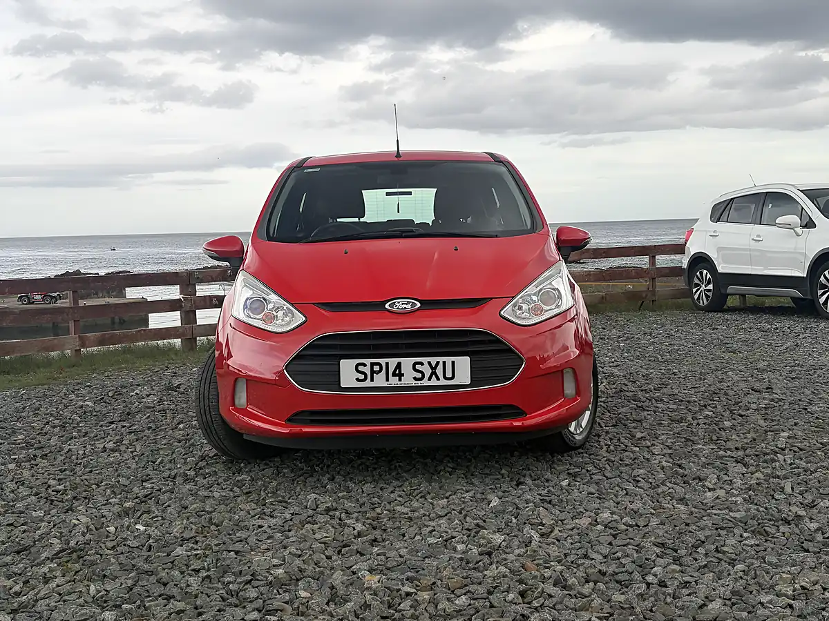 Used 2014 Ford B-Max Zetec Red - Interior and Exterior details 2