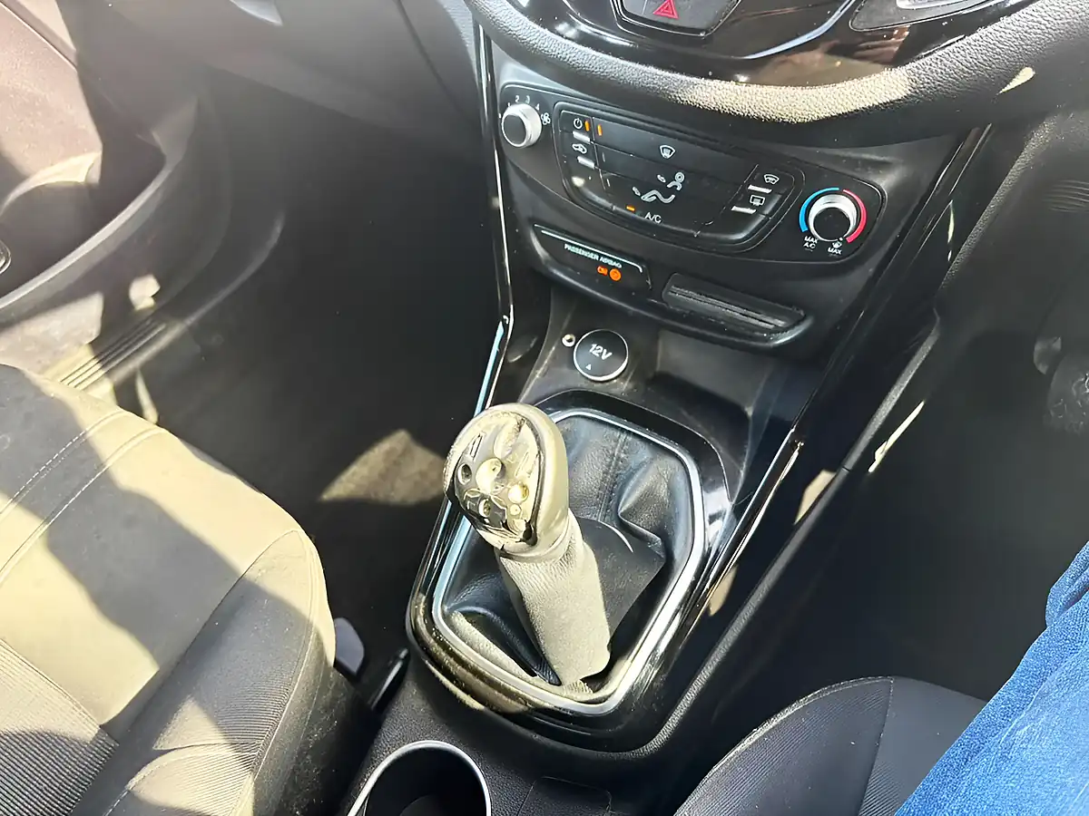 Used 2014 Ford B-Max Zetec Silver - Interior and Exterior details 19