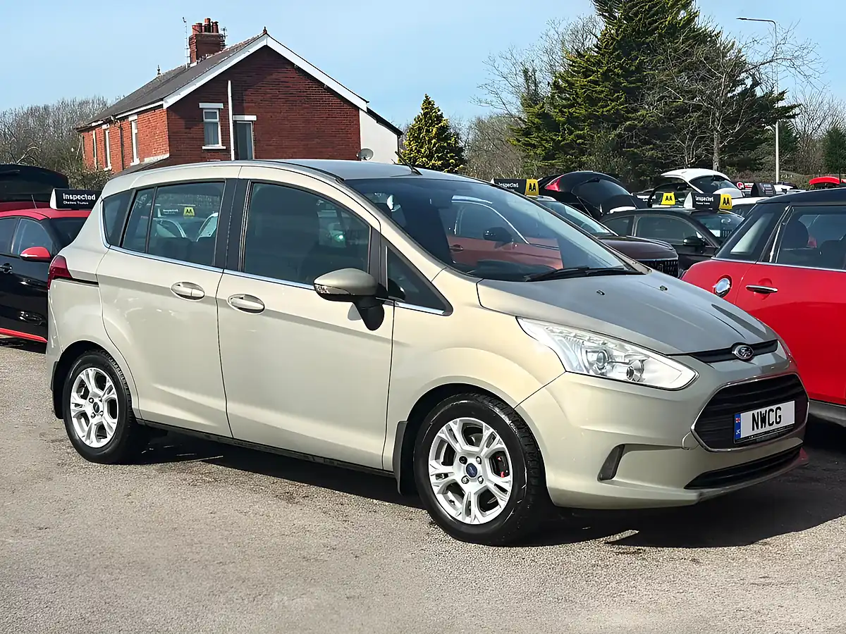 Used 2014 Ford B-Max Zetec Silver - Interior and Exterior details 2