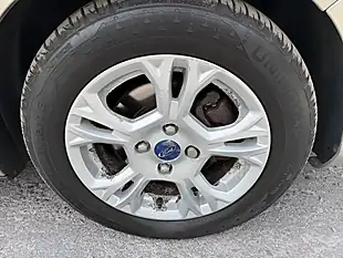 Used 2014 Ford B-Max Zetec Silver - Interior and Exterior details 11