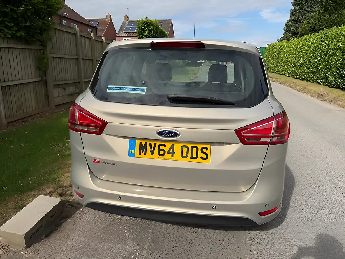 Used 2014 Ford B-Max Zetec Silver - Interior and Exterior details 6