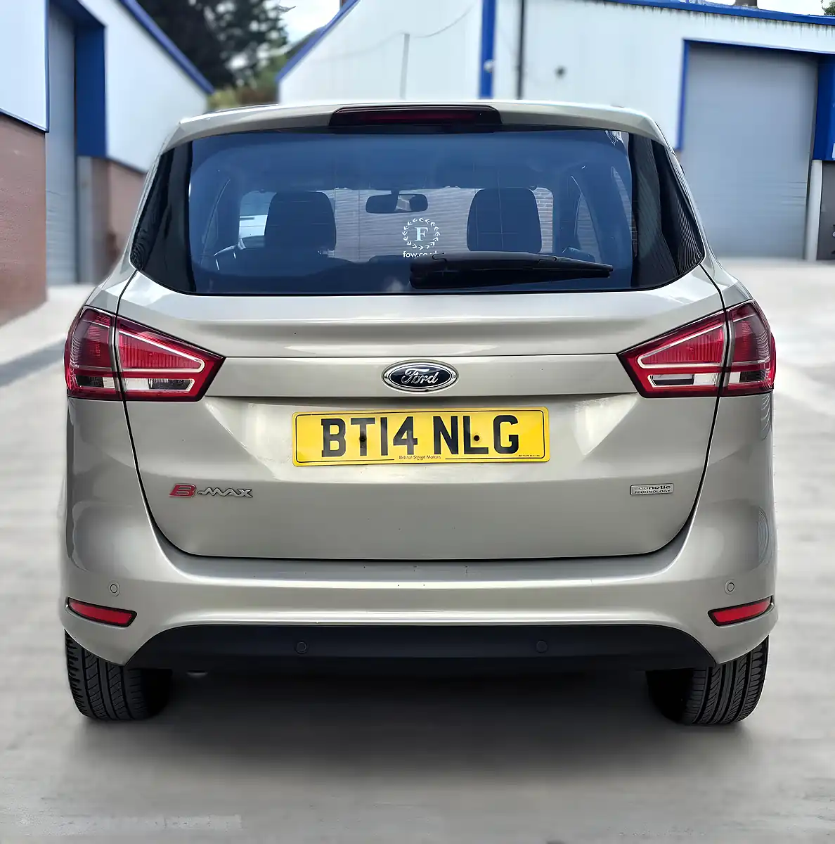 Used 2014 Ford B-Max Zetec Silver - Interior and Exterior details 8
