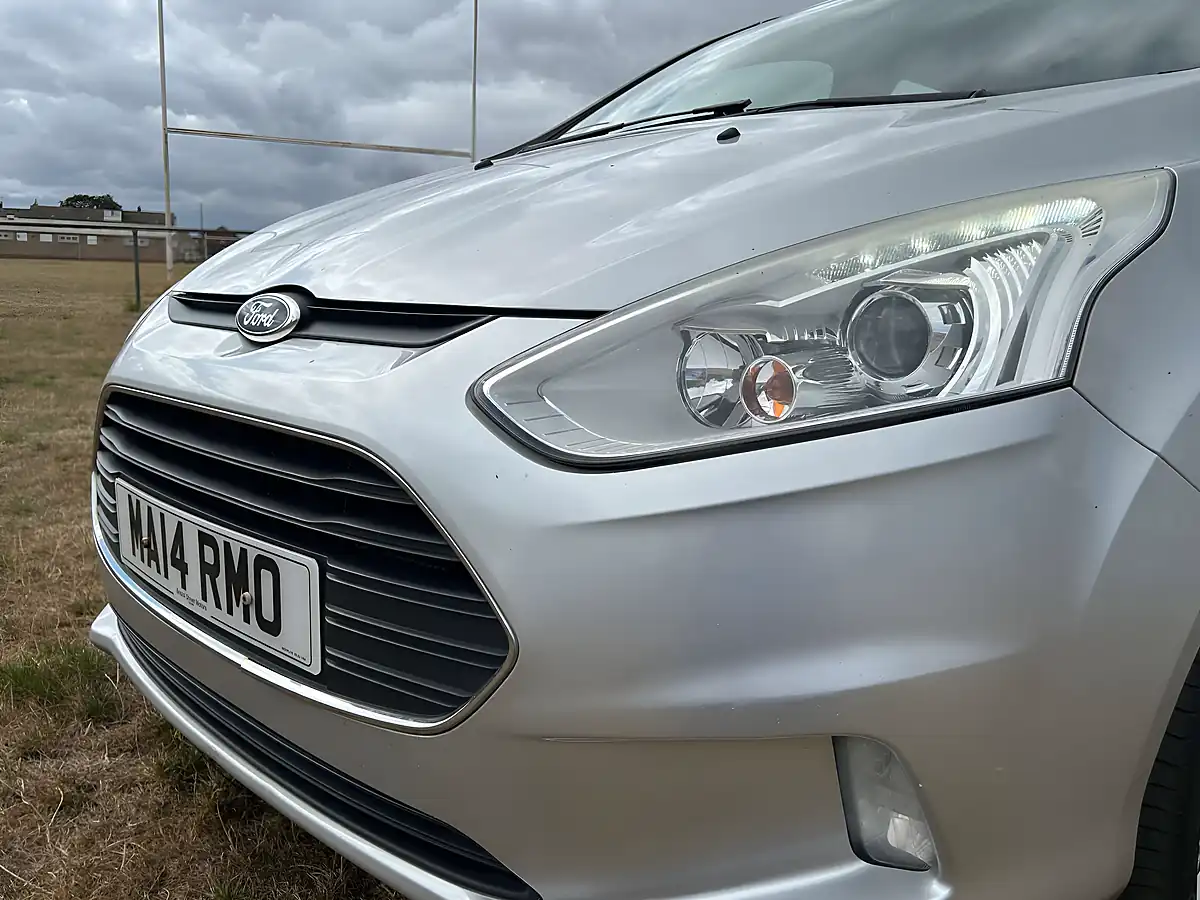 Used 2014 Ford B-Max Zetec Silver - Interior and Exterior details 11