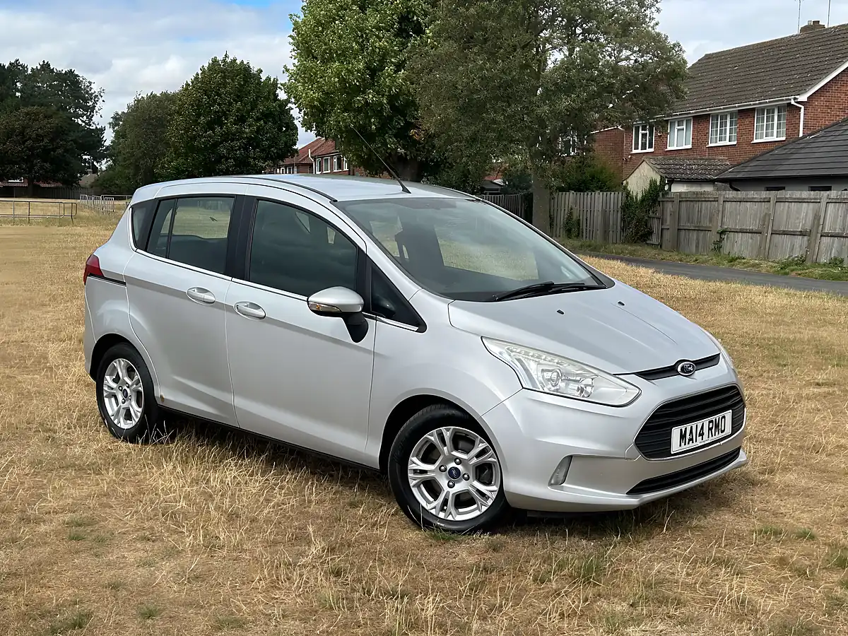 Used 2014 Ford B-Max Zetec Silver - Interior and Exterior details 3