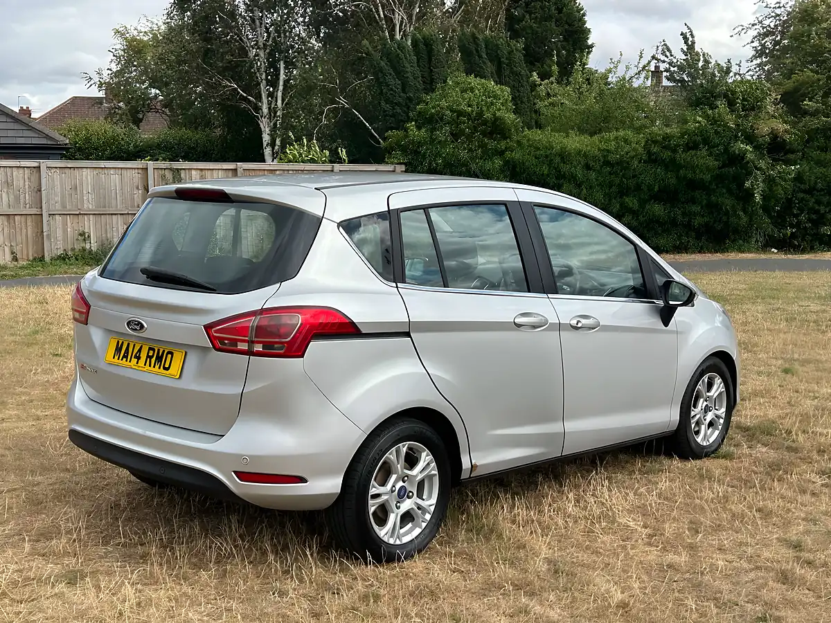 Used 2014 Ford B-Max Zetec Silver - Interior and Exterior details 6