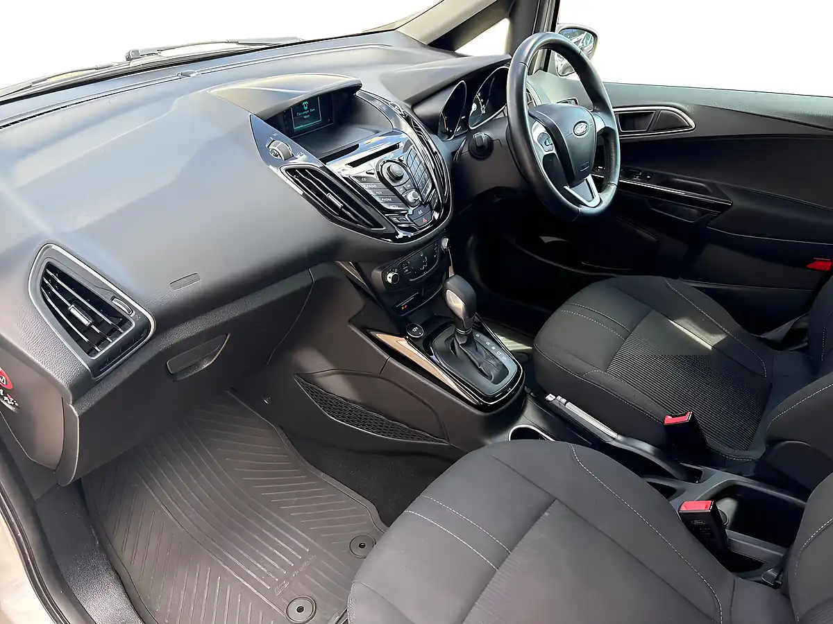 Used 2014 Ford B-Max Zetec Silver - Interior and Exterior details 10