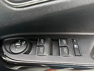 Used 2014 Ford B-Max Zetec Silver - Interior and Exterior details 13