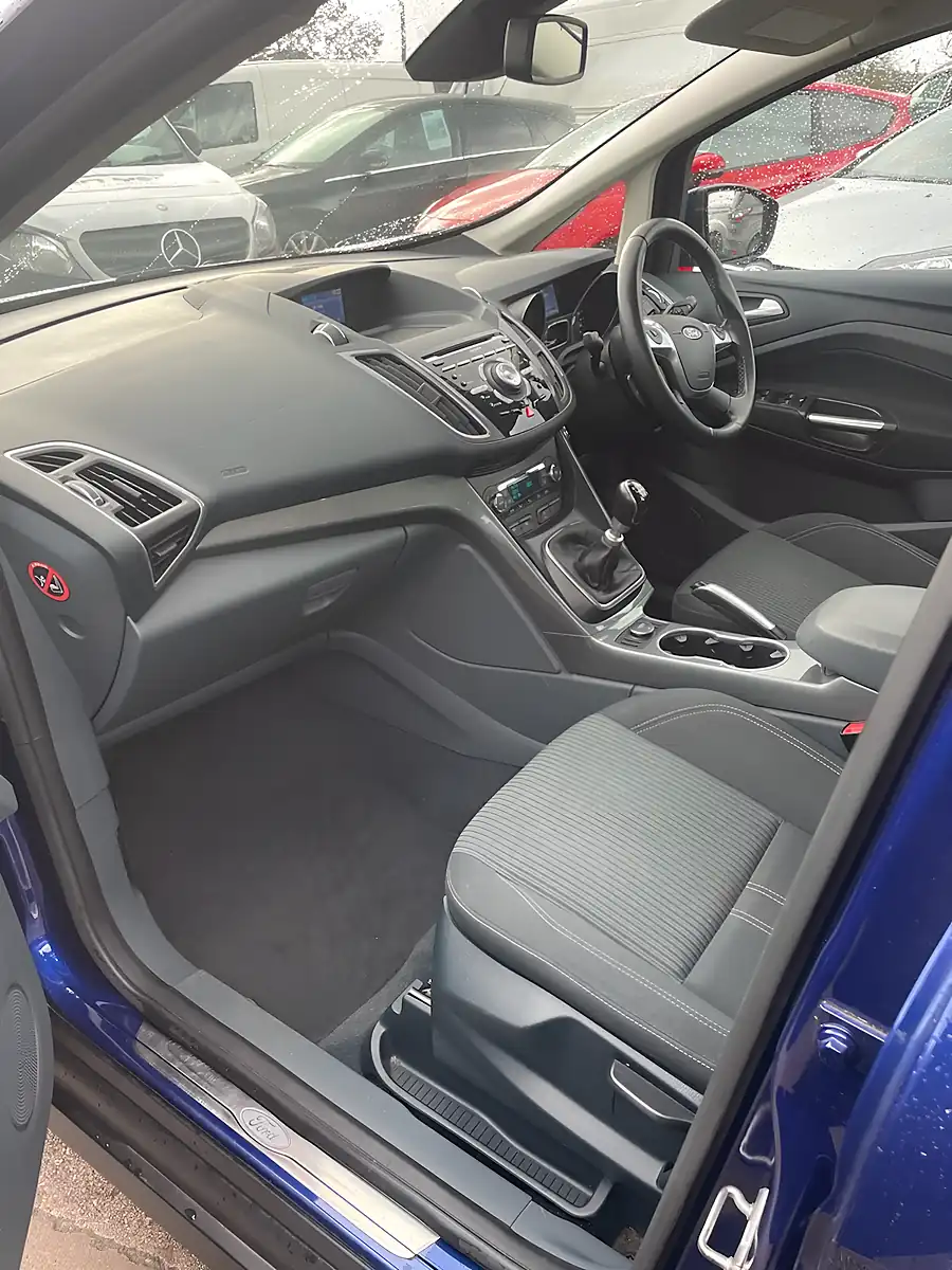 Used 2014 Ford C-Max Titanium Blue - Interior and Exterior details 5