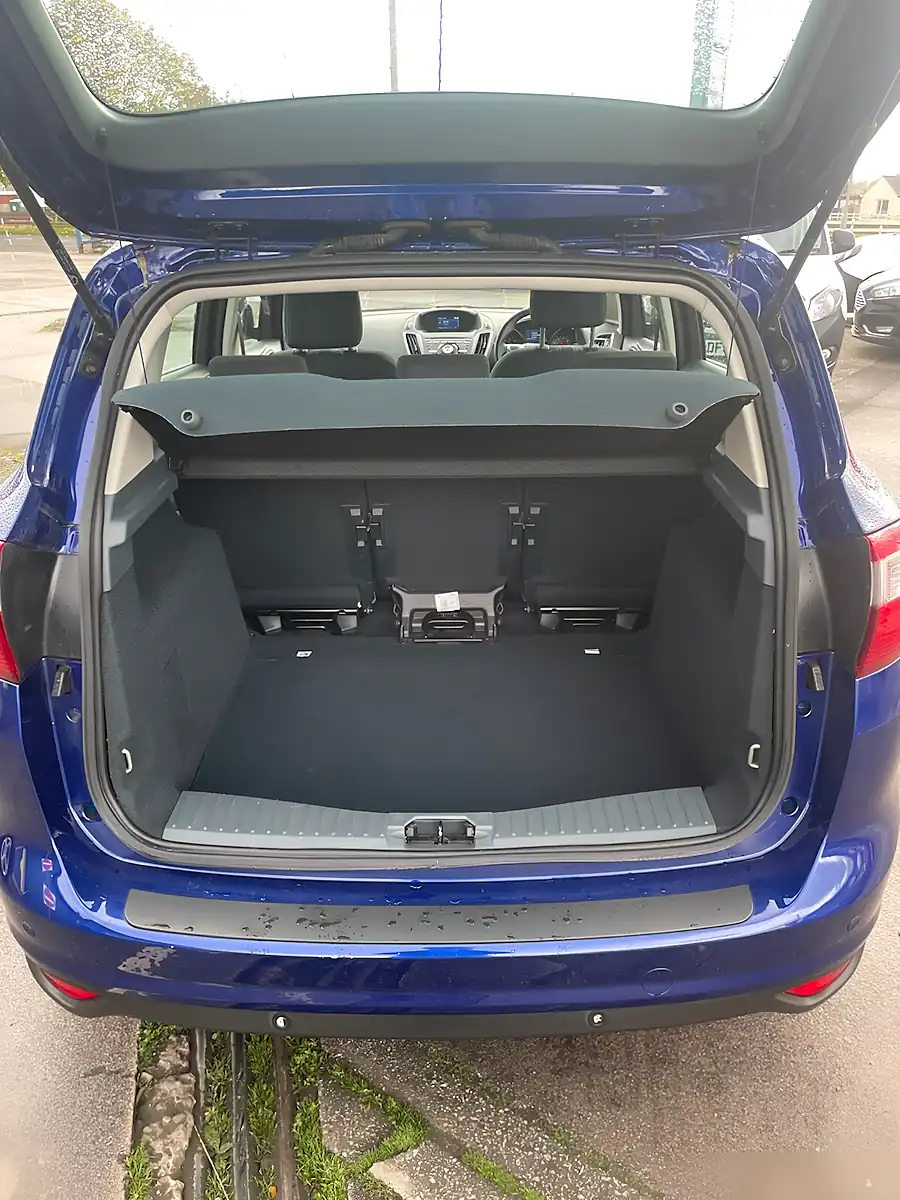 Used 2014 Ford C-Max Titanium Blue - Interior and Exterior details 7