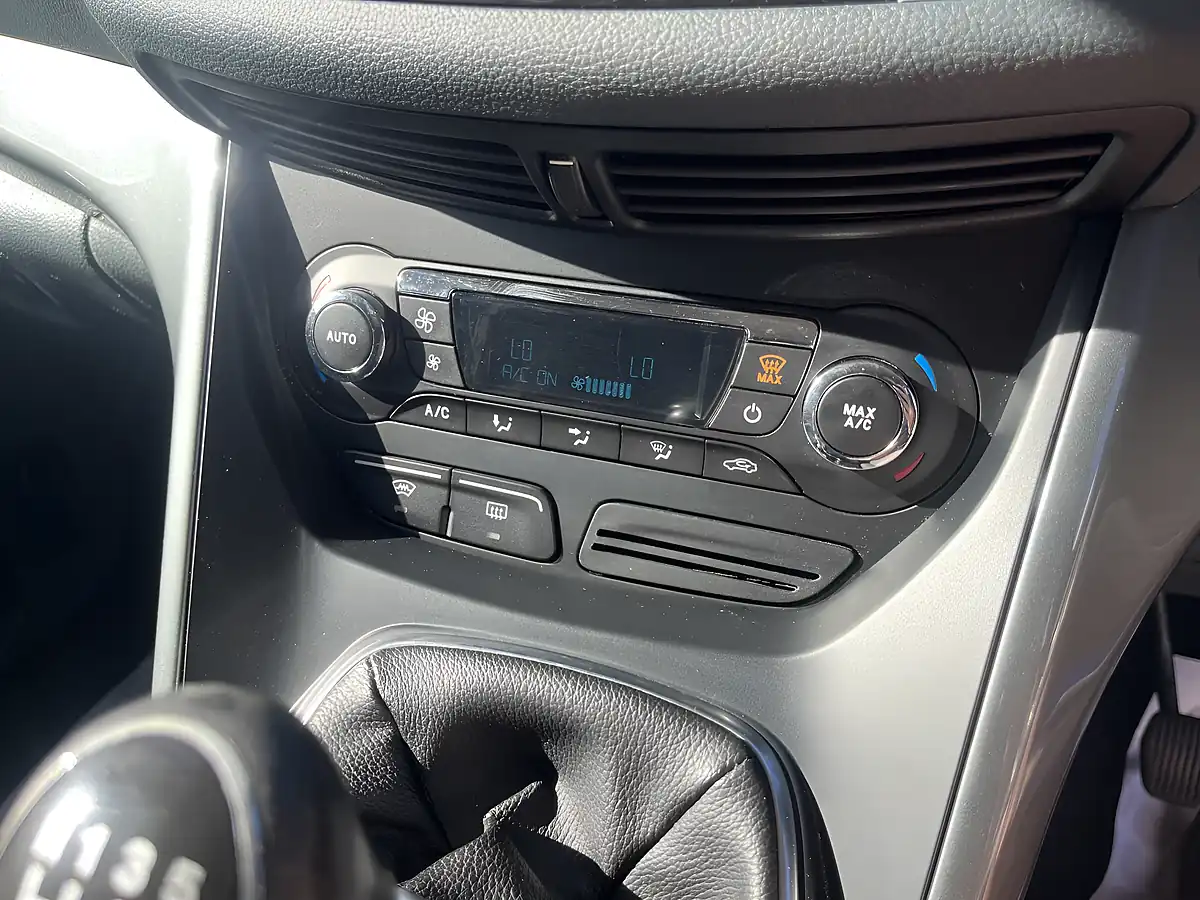 Used 2014 Ford C-Max Titanium Blue - Interior and Exterior details 12