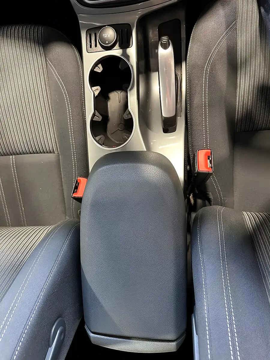 Used 2014 Ford C-Max Titanium Lunar Sky - Interior and Exterior details 15