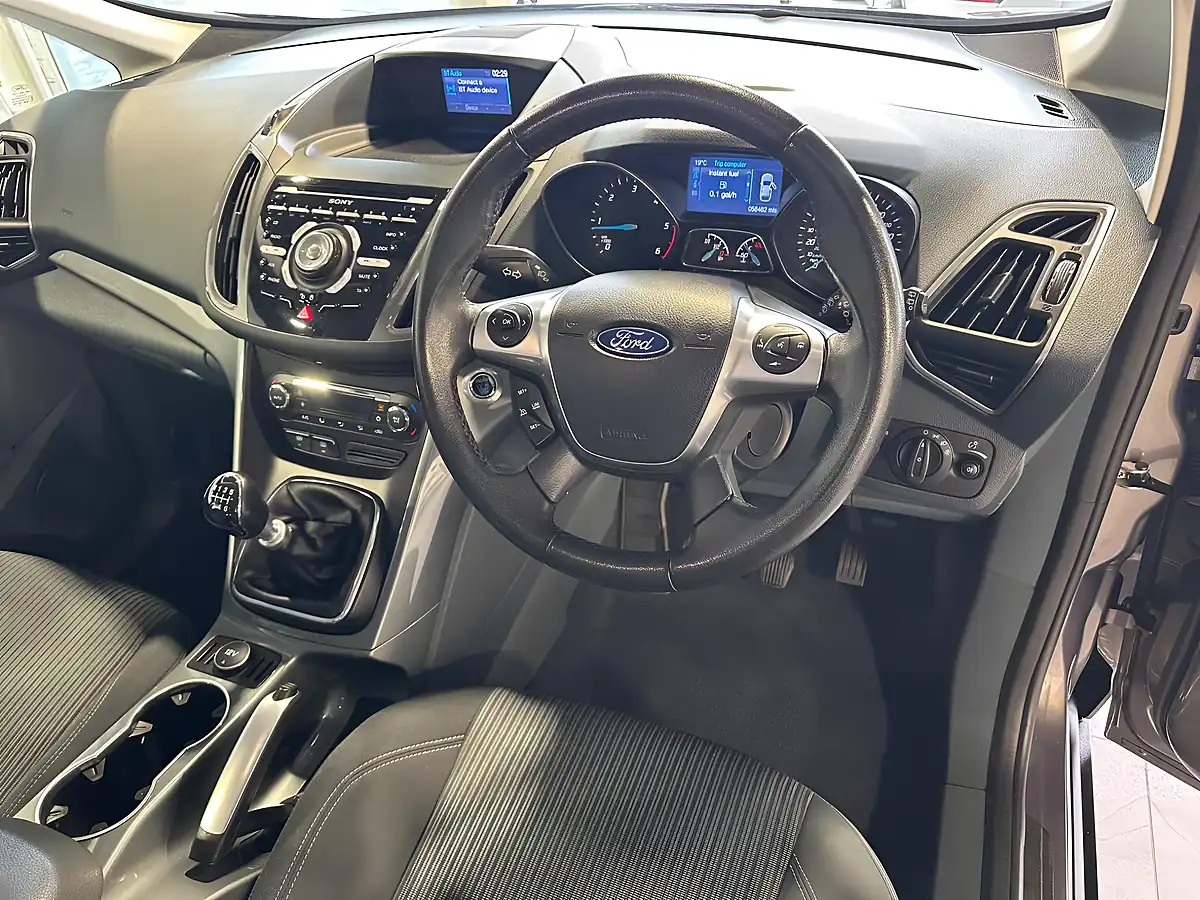 Used 2014 Ford C-Max Titanium Lunar Sky - Interior and Exterior details 9