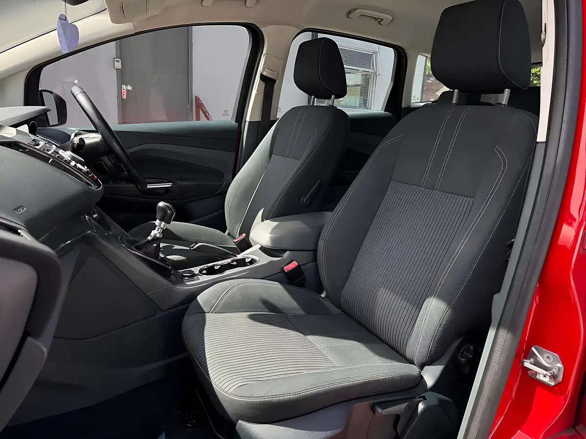 Used 2014 Ford C-Max Titanium Red - Interior and Exterior details 11