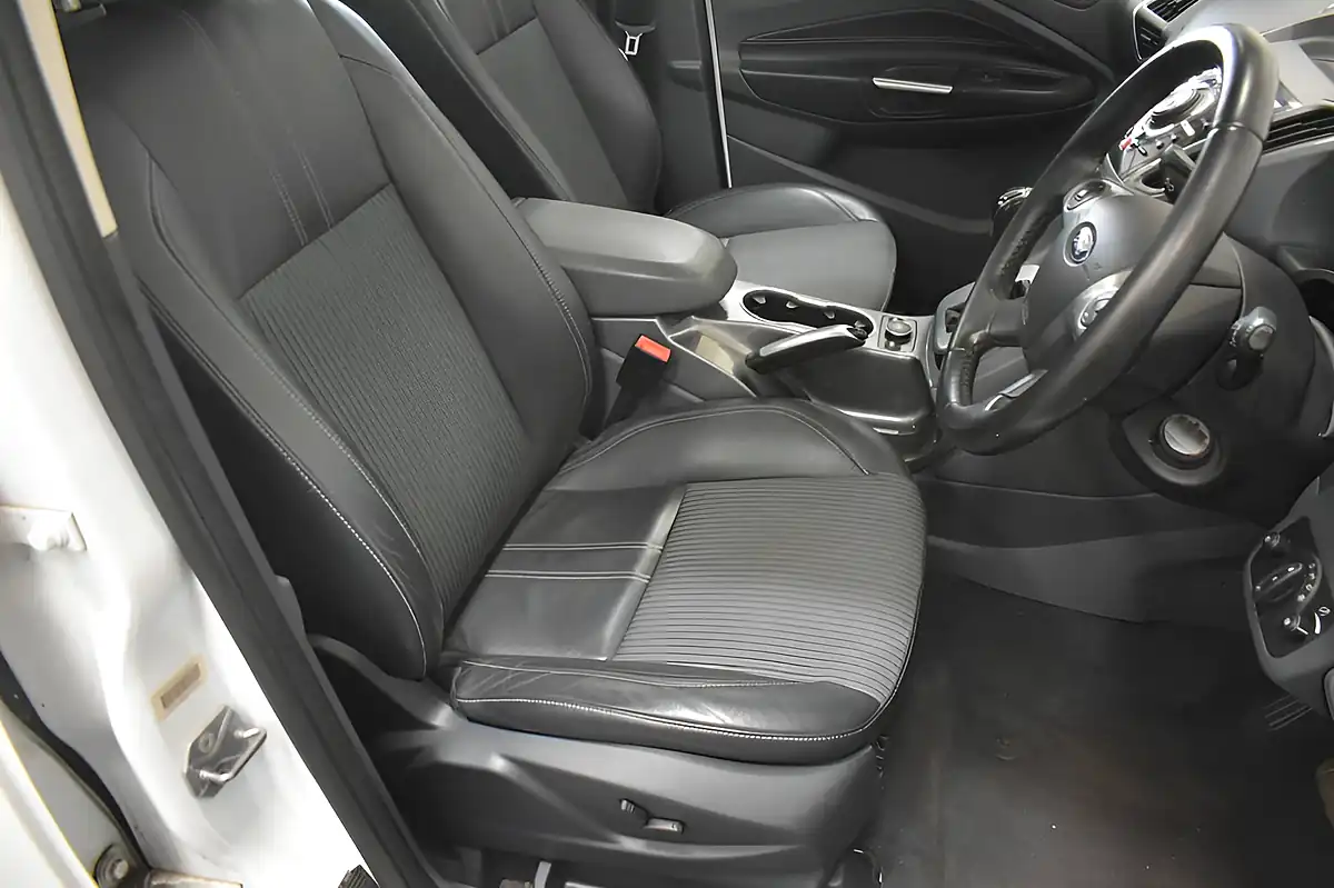 Used 2014 Ford C-Max Titanium X White - Interior and Exterior details 10