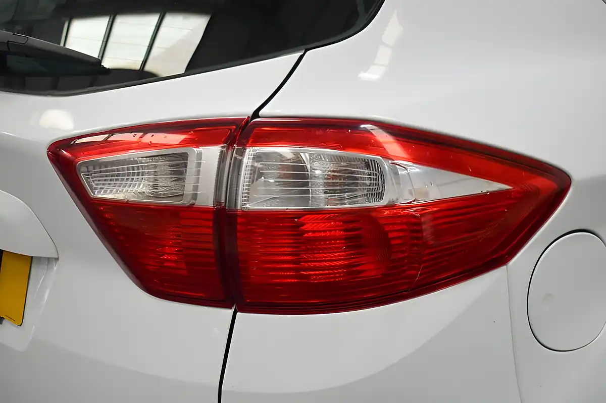 Used 2014 Ford C-Max Titanium X White - Interior and Exterior details 18