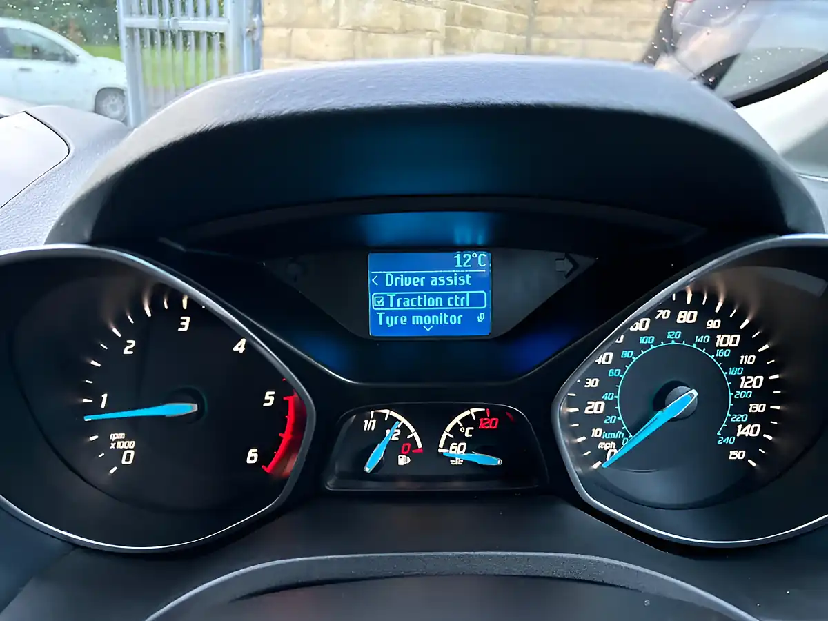 Used 2014 Ford C-Max Zetec Black - Interior and Exterior details 15