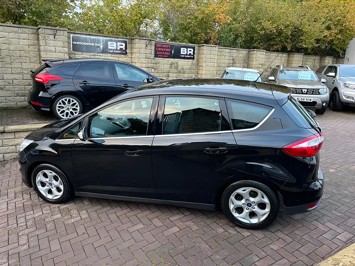 Used 2014 Ford C-Max Zetec Black - Interior and Exterior details 6