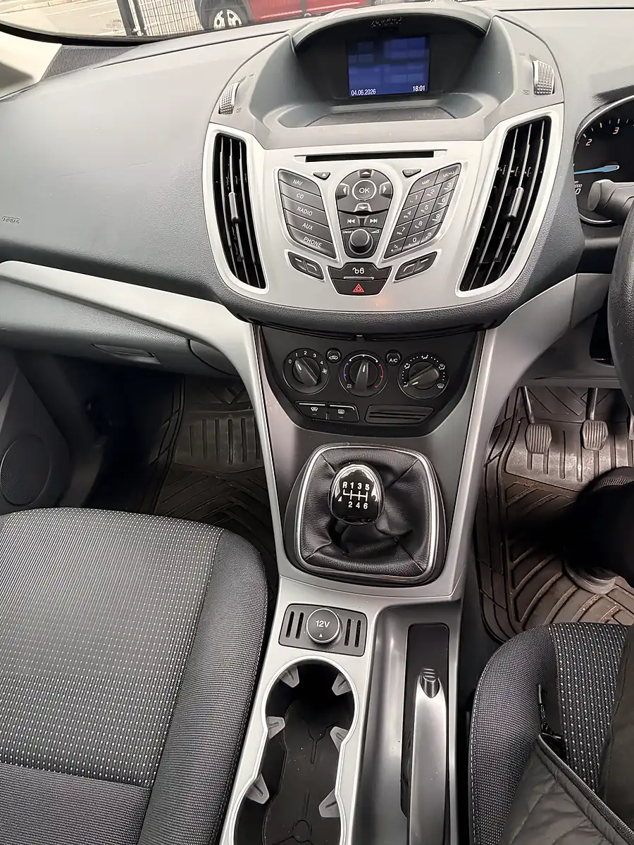 Used 2014 Ford C-Max Zetec Blue - Interior and Exterior details 11
