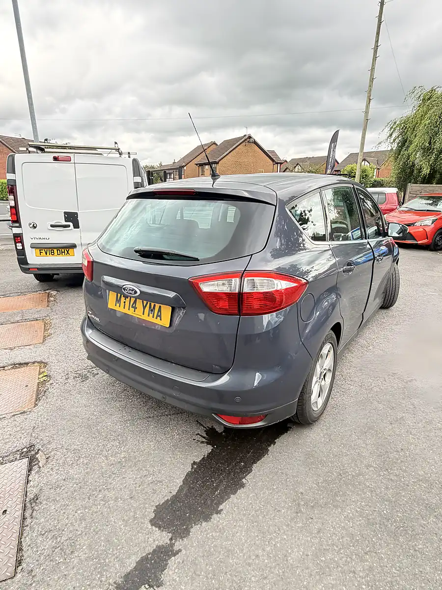 Used 2014 Ford C-Max Zetec Blue - Interior and Exterior details 7