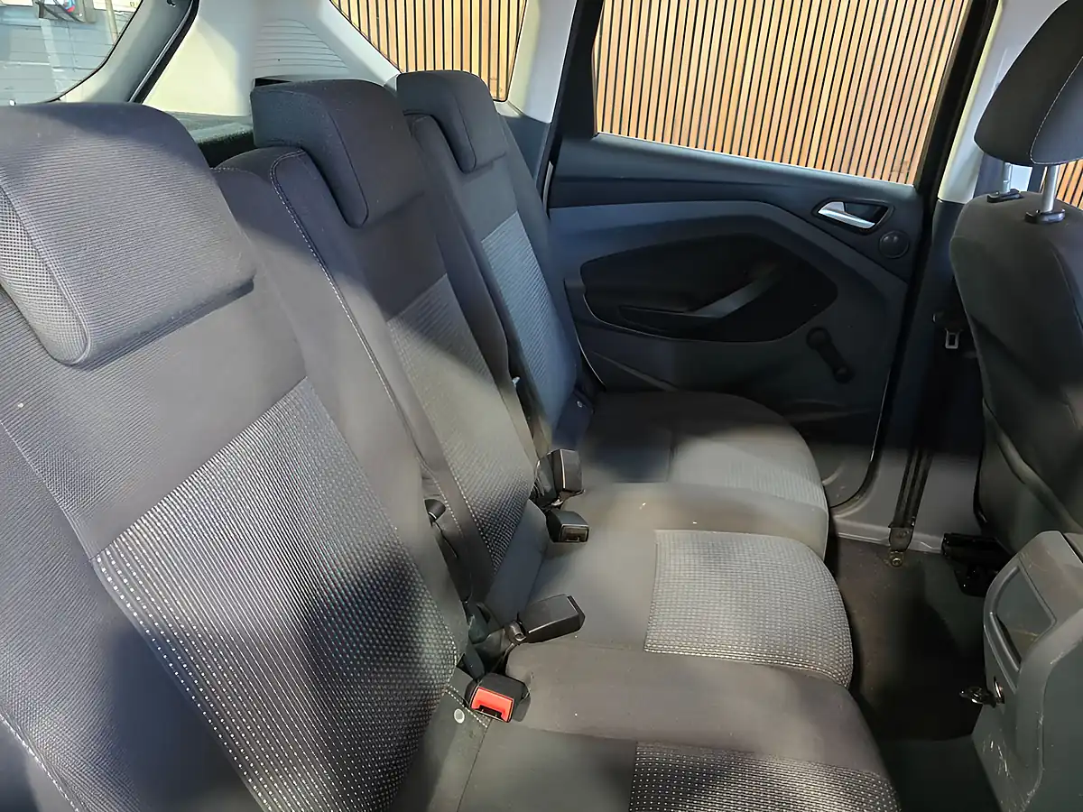 Used 2014 Ford C-Max Zetec White - Interior and Exterior details 16