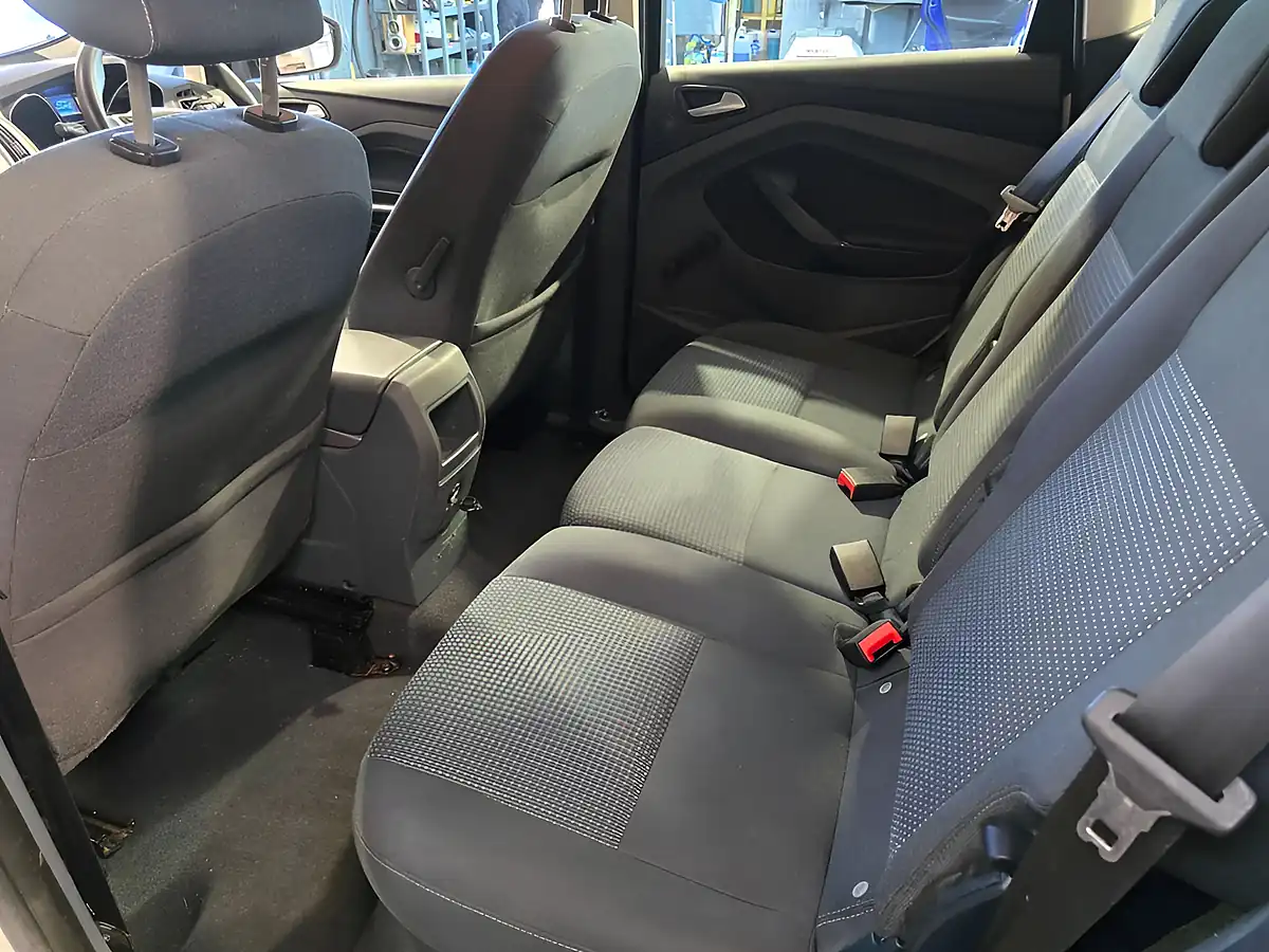 Used 2014 Ford C-Max Zetec White - Interior and Exterior details 17